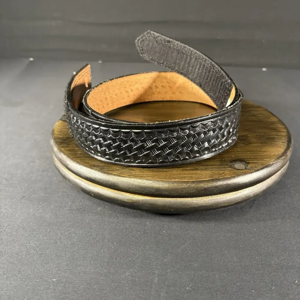 DutyMan Leather Duty Belt ( 1321 ) Size: 32, Black Basket Weave Buckle-less Belt